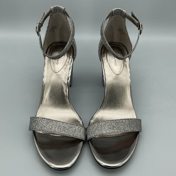 NEW Bandolino Women’s Armory Block Heel Dress Sandals Pewter Size 9M - Picture 3 of 10